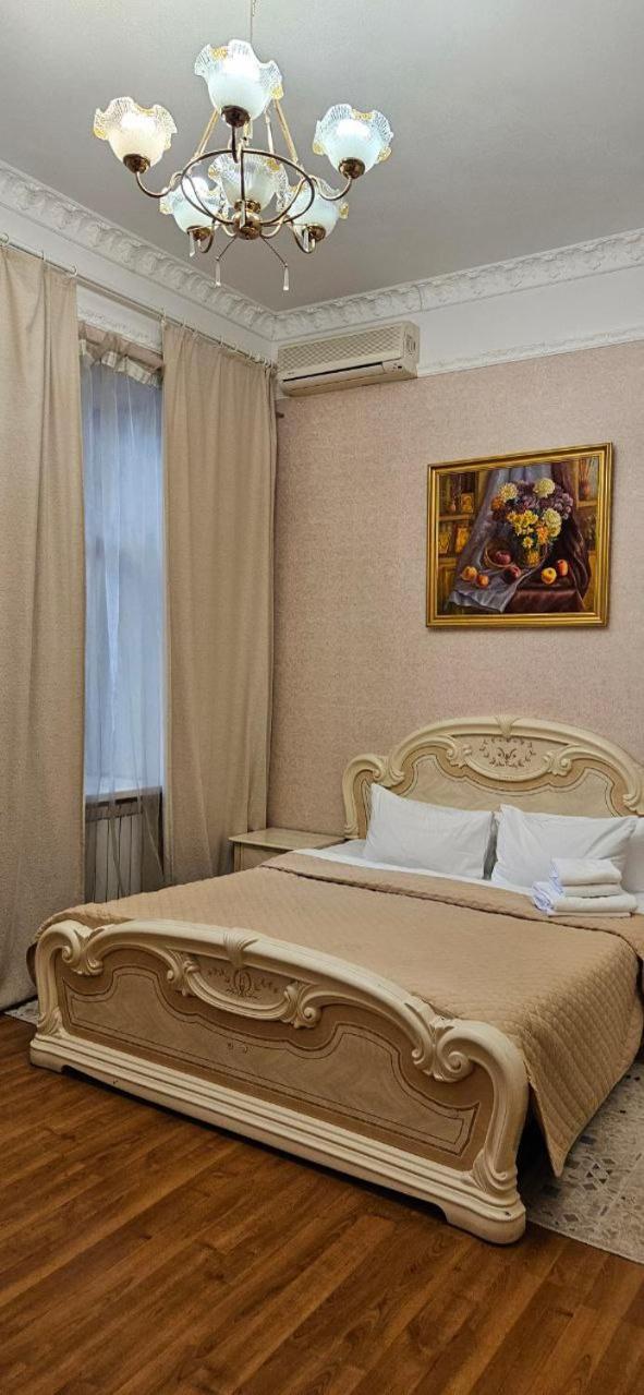 Bessarabka Apartments Kiev Luaran gambar