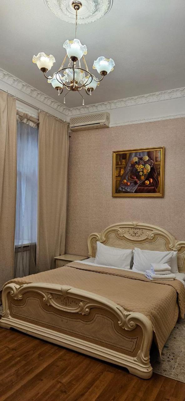 Bessarabka Apartments Kiev Luaran gambar