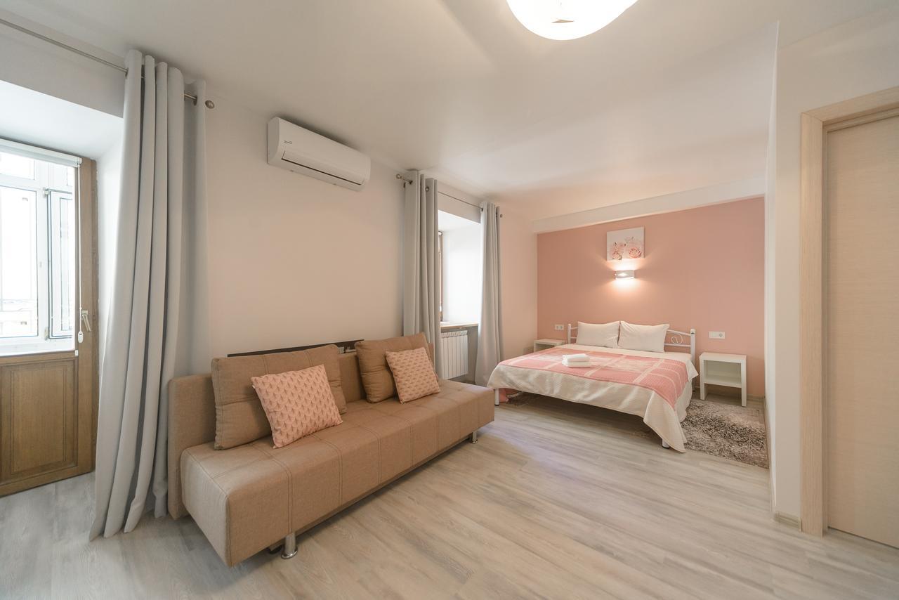 Bessarabka Apartments Kiev Luaran gambar
