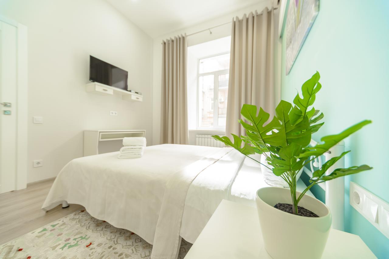 Bessarabka Apartments Kiev Luaran gambar