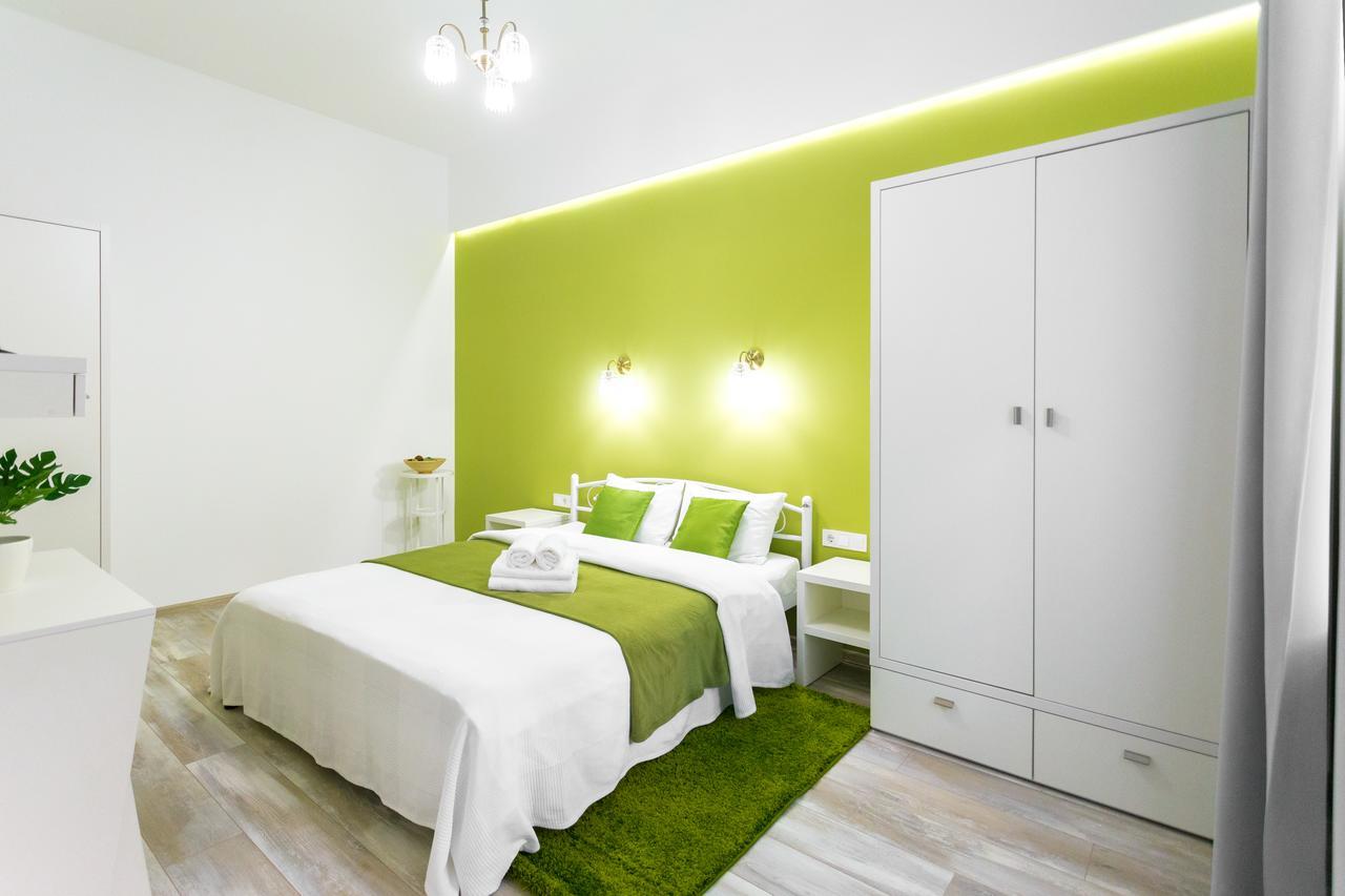 Bessarabka Apartments Kiev Luaran gambar