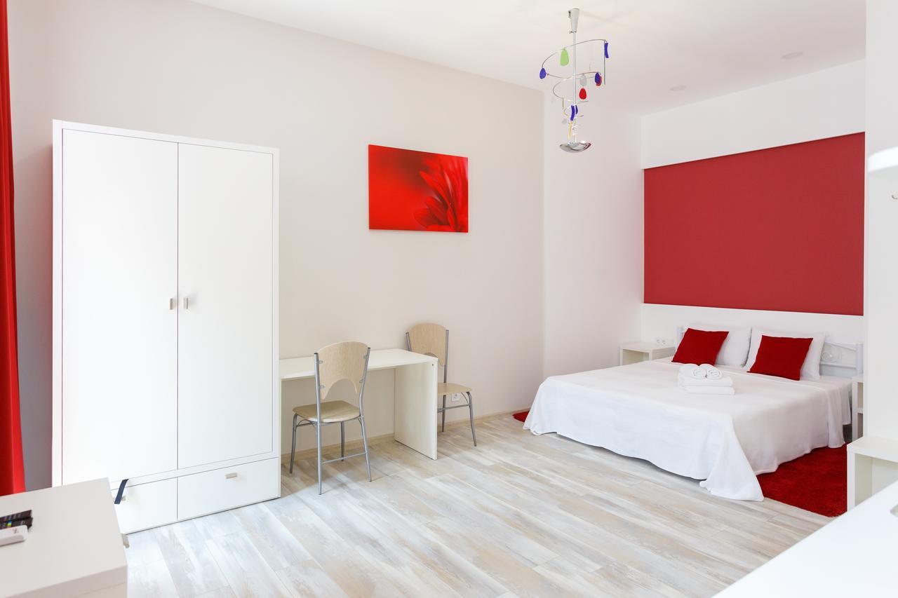 Bessarabka Apartments Kiev Luaran gambar